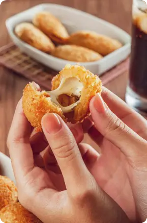 Coxinha com queijo